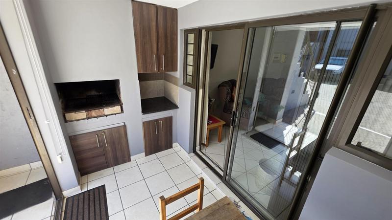 2 Bedroom Property for Sale in Hartenbos Western Cape